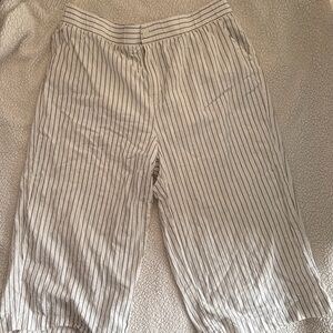 Torrid women’s size 20 Black and White Striped wide leg pants